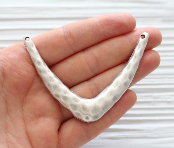 Boomerang pendant, V shaped pendant connector, wishbone, silver boomerang connector, arrow pendant, tribal findings, unique pendant
