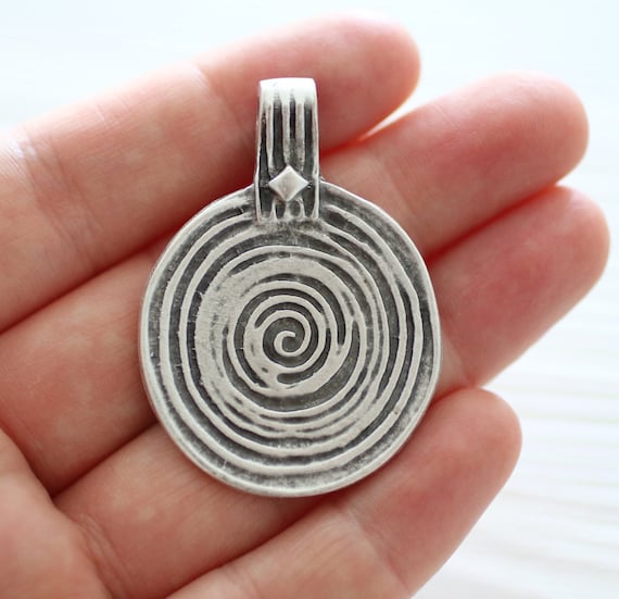 Silver spiral pendant, antique pendants, large round pendant, silver round pendant, rustic pendant, boho findings, hammered pendant, spiral