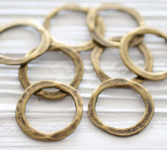 4pc antique gold ring connector, organic shaped loops, ring pendant, round antique connectors, hammered connectors, necklace connectors, S