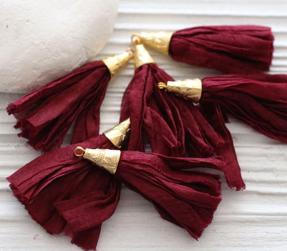 Burgundy sari silk tassel, short sari silk tassel, burgundy sari silk, gold cap silk tassel, maroon silk tassel, jewelry earrings tassel,N59