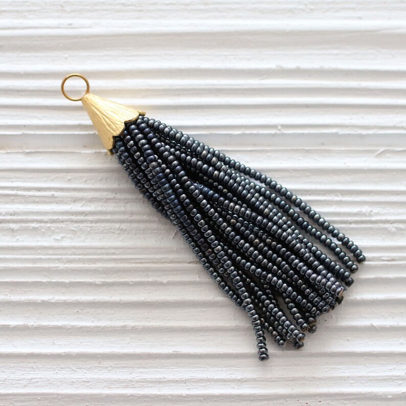 Dark gray glittery beaded tassel, short tassel, earrings tassel, grey, bead tassel, gold cap tassel, necklace tassel, decorative, smoke, N22 zdjęcie 2