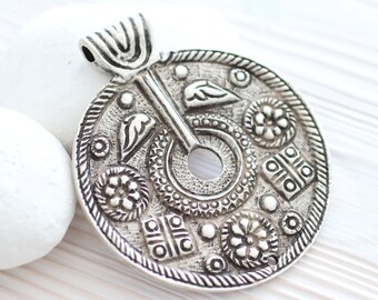 Large tribal pendant, boho pendant, silver pendant, silver medallion, large pendant, medallion, round pendant, artisan, flower, rustic