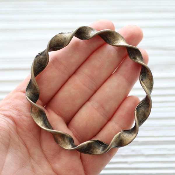 Colgante de círculo redondo trenzado de oro antiguo, aro rústico, colgante de aro de metal trenzado, anillo trenzado grande, trenzado, conectores redondos extra grandes