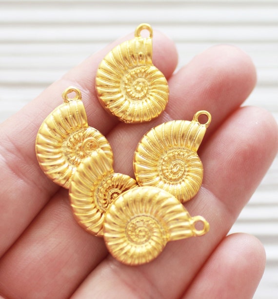 5pc seashell charms gold, seashell earring dangles, gold seashells, sea findings, sea pendant, seashell pendant charm gold, shell