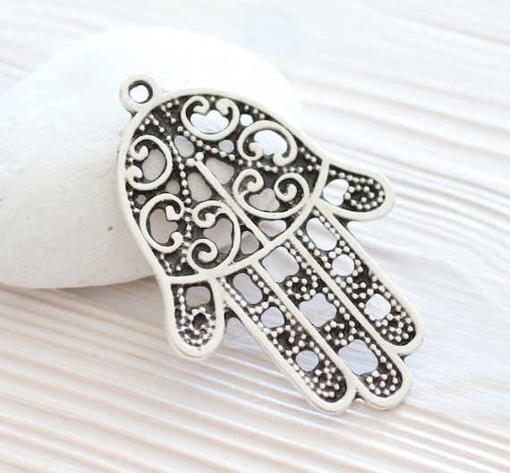 Hamsa pendant, large silver Hamsa, silver pendant, Hamsa medallion, filigree Hamsa pendant, filigree findings, hand of Fatima, Hamsa hand