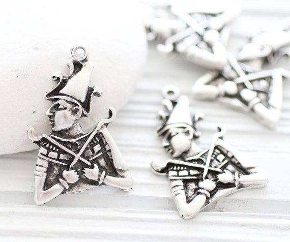 Theatrical pendant, guard pendant, silver pendant, guard charm, theater character pendant, face pendant, antique silver earrings charm