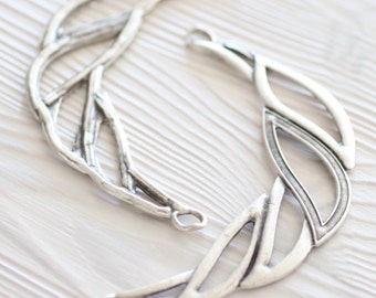 Silver crescent moon pendant, romantic necklace findings, silver necklace collar, large silver connector, leaf shaped collar,crescent collar