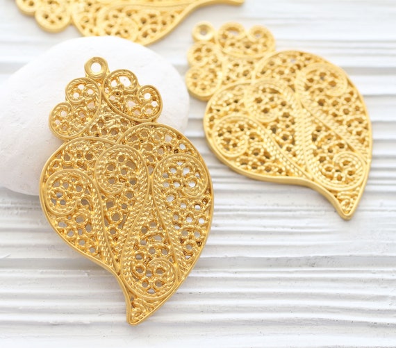 Heart pendant, large gold heart pendant, filigree heart, Valentines day, gold pendant, large pendants, love pendant, valentines day gift