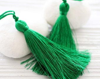Emerald green silk tassel, tassel pendant, green tassel, large tassels, silk tassel, decorative, necklace tassel, silk mala tassels, N40