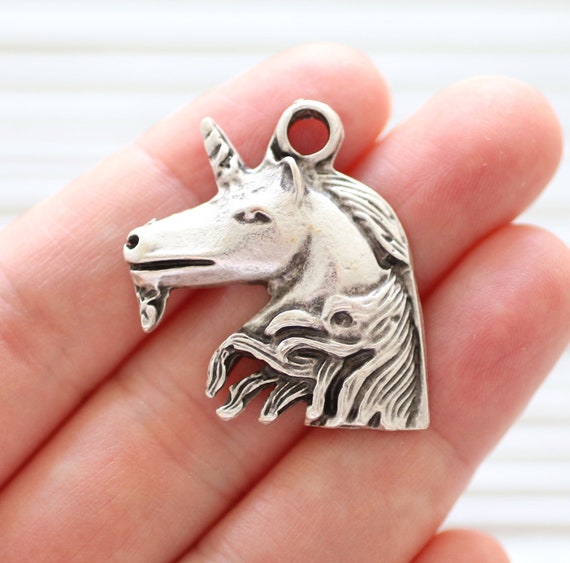 Unicorn pendant silver, unicorn jewelry, filigree unicorn pendant, silver unicorn, animal pendant, mystic pendant, kids jewelry findings