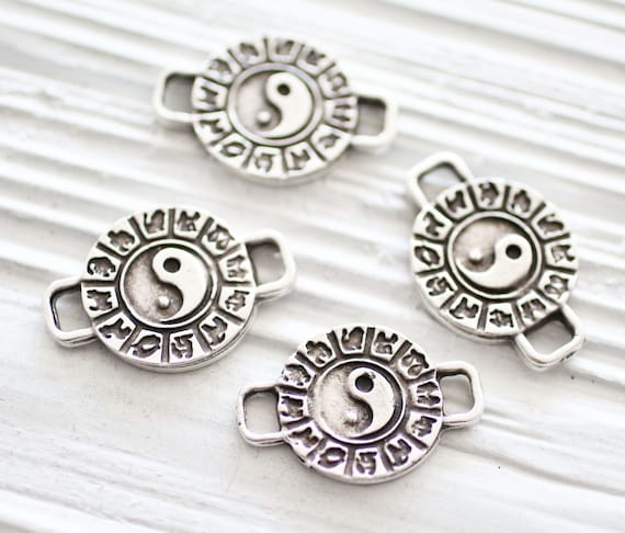 Yin Yang connector, yin yang pendant silver, yin yang charm silver, yin yang coin connector, horoscope pendant, bracelet connector