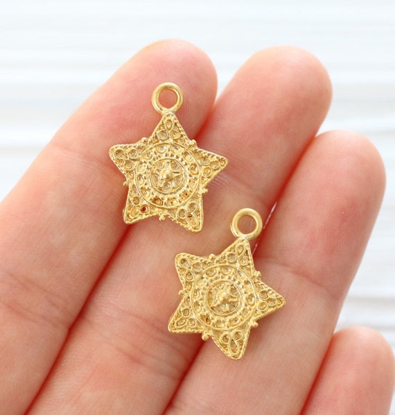 4pc gold star pendant, metal star beads, filigree star, bracelet charms, earrings dangle, large gold charms, star charm, large gold star