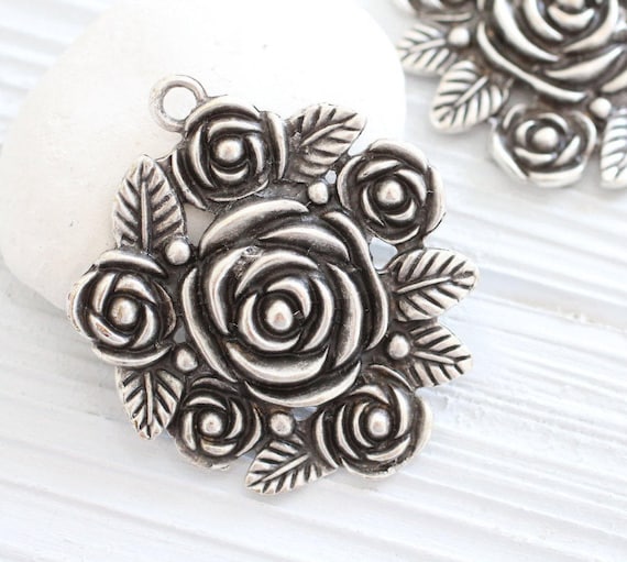 Rose pendant, rose medallion, large silver flower pendant, round pendant, silver pendant, necklace pendants, silver rose, leaf pendant