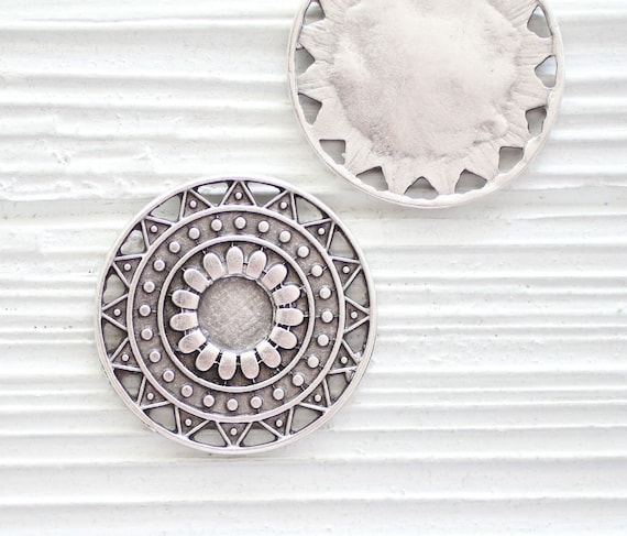 Round silver pendant, geometric pendant connector, focal pendant with bezel setting, flower pendant silver, tribal pendant