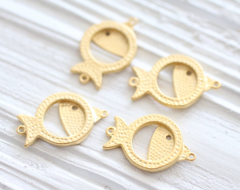 4pc large gold fish charm, earring charms, bracelet charms, gold charms, dangles, sea findings, fish pendant, gold fish connector, animal image 3