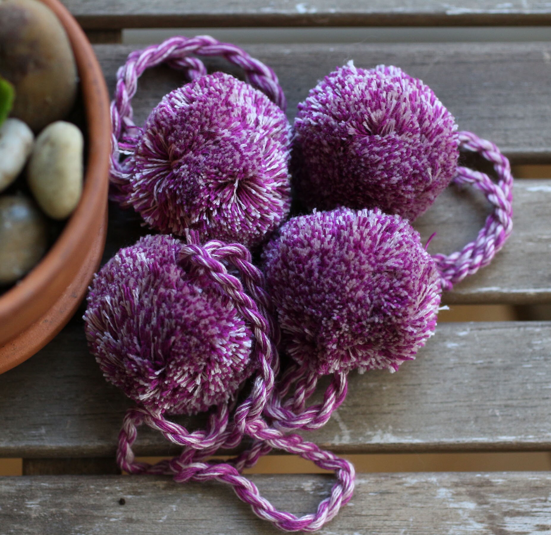 4 Pcs 4cm/5cm/6cm/ 2 Pcs 8cm/10cm Red Hmong Pompoms, Wool Fluffy Pom Poms,  Red Pom Pom, Pom Pom Ornaments 