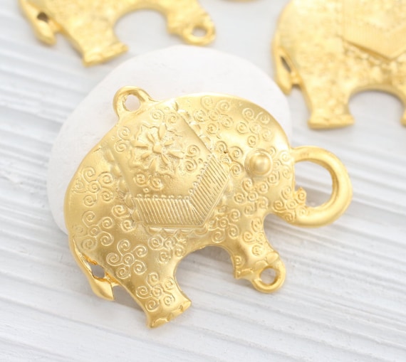 Large gold elephant pendant, matte gold elephant, animal pendant, elephant, natural findings, elephant necklace, elephant connector