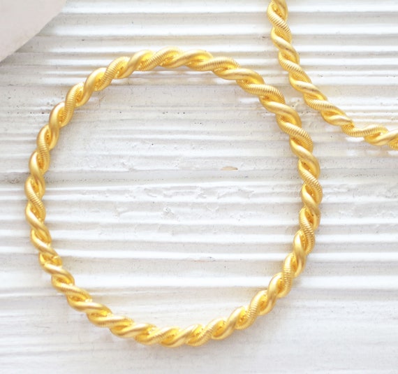 Twisted hoop pendant, gold connector ring, jewelry ring, jewelry link gold , loop, circle pendant, large gold hoop, thick round pendant