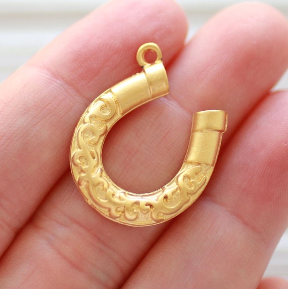 2pc horseshoe charms gold, good luck pendant, earrings charm, horse shoe decor, matte gold horse shoe pendant, crescent moon, half moon