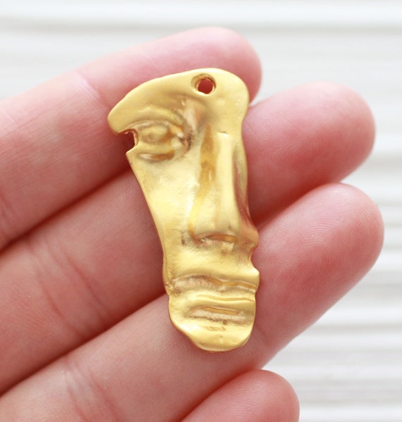 Gold mask pendant, face pendant in gold, just dangle, abstract necklace pendant, face jewelry findings