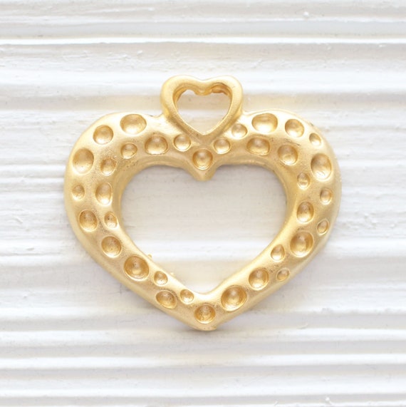 Gold heart pendant, heart, Valentines day gift, gold pendant, large pendants, love pendant, haeart pendant charm gold, hammered pendant