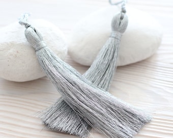 Metallic gray silk tassel, thread tassel, glittery shiny tassels, tassel, decorative tassels, large tassels, grey silk tassel, glitter, N11