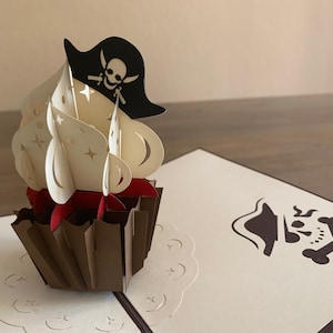 Pirate Cup Cake Pop Up Card