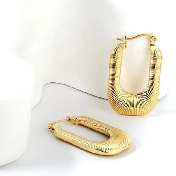 18K Gold Plated Rectangular Retro Earrings Chunky Large Hoop Minimalist Trendy Hypoallergenic Tarnish Water Resistant Earrings