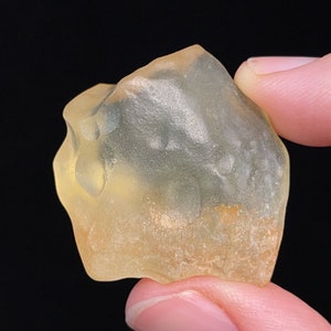 46893 11.2g Home Decor Raw Crystals and Stones 2A Grade Rare Unique Gift LIBYAN DESERT GLASS Raw Crystal