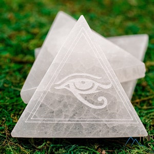 SELENITE Charging Plate - White Triangle, Eye of Horus - Selenite Plate, Crystal Charging Plate, Crystal Tray,  E1899