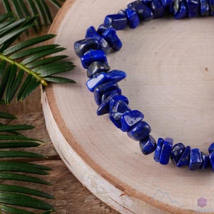 LAPIS LAZULI Crystal Bracelet  :  Natural Blue Stone Chip Bead Handmade Stretchy Jewelry, E0645