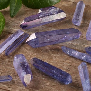 Purple AURA QUARTZ Crystal Points - Mini - Rainbow Quartz Crystal,  Jewelry Making, Raw Rocks and Minerals, E0393