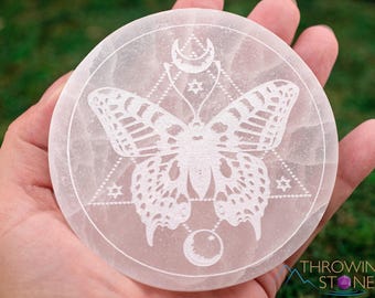 SELENITE Charging Plate  :  Round White Engraved Butterfly Crescent Moon Phase Crystal Disc Tray, E1907