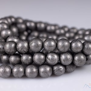 ALETAI Meteorit Kristall Armband - Runde Perlen - Perlenarmband, Handgemachter Schmuck, Heilendes Kristall Armband, E2183