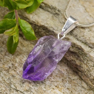 Raw AMETHYST Crystal Pendant - Raw Crystal Necklace, Birthstone, Handmade Jewelry, Healing Crystals and Stones, E0250