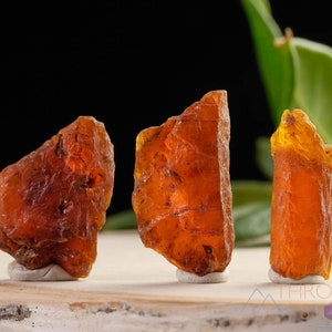 Raw Gemmy Orange KYANITE Crystal Chips - Small Crystals, Gemstones, Jewelry Making, Raw Rocks and Minerals,  E0786