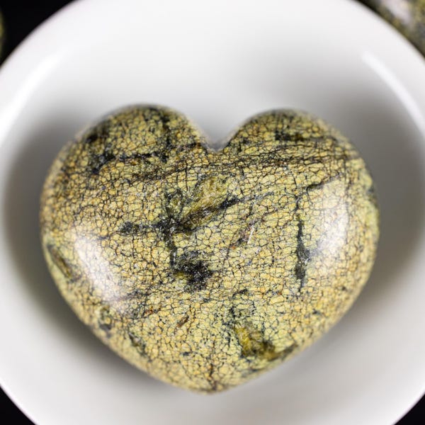 ASTERITE SERPENTINE Crystal Heart - Self Care, Mom Gift, Home Decor, Healing Crystals and Stones, E1110