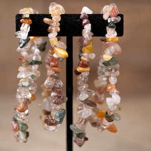 Rutilated QUARTZ Crystal Bracelet - Chip Beads - Beaded Bracelet, Handmade Jewelry, Healing Crystal Bracelet,  E1773