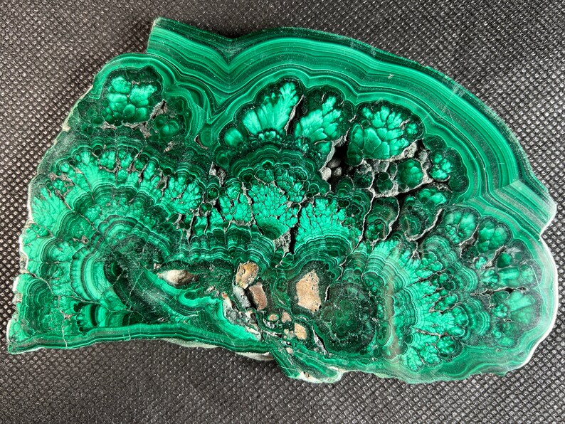 Malachit-Kristallplatte Grüner Malachit-Stein, Schmuckherstellung, Einzigartiges Geschenk, Wohnkultur, 50412 Bild 2
