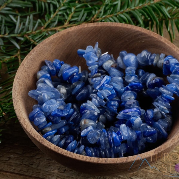 Blue KYANITE Crystal Bracelet - Chip Beads - Beaded Bracelet, Handmade Jewelry, Healing Crystal Bracelet, E1370