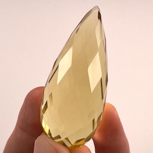 Faceted CITRINE Crystal - Crystal Carving, Birthstones, Gemstones, Unique Gift, Healing Crystals and Stones, 53651