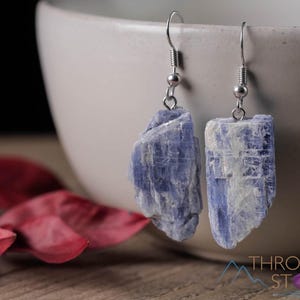 Raw BLUE KYANITE Crystal Earrings - Dangle Drop Earrings, Gemstone Handmade Jewelry, Gift for Her, E1453