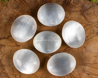 SELENITE Palm Stone  :  White Polished Natural Satin Spar Worry Healing Crystal, Pocket Pebble, E1124