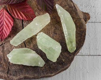 Green CALCITE, Raw Crystals, Point or Chunk  - Metaphysical, Home Decor, Raw Crystals and Stones, E0517