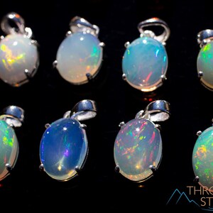 OPAL Pendant - Sterling Silver, Oval - Birthstone Jewelry, Opal Cabochon Necklace, Welo Opal, E1934
