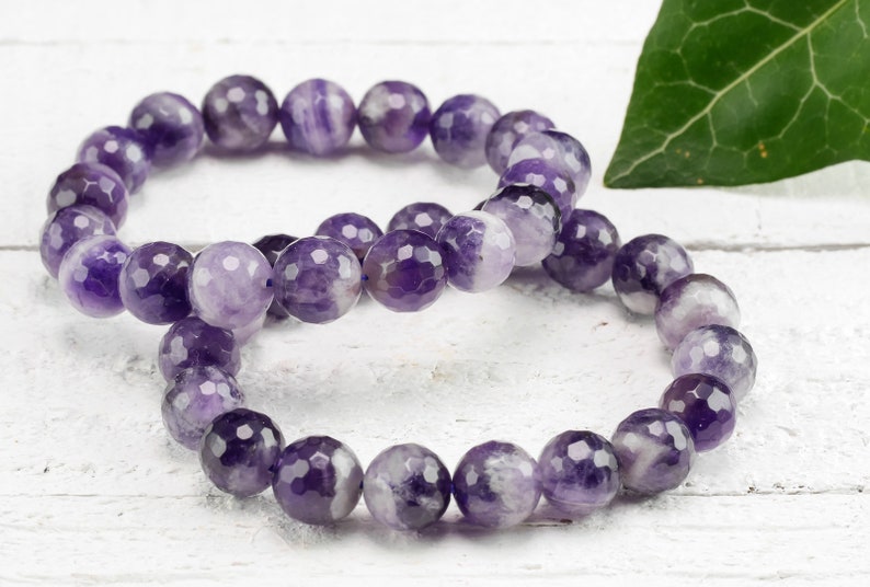 One Faceted CHEVRON AMETHYST Stretch Bracelet 10mm Bead Amethyst Bracelet Chevron Amethyst Crystal Bracelet Healing Crystal Jewelry E0931