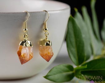 Raw CITRINE Crystal Earrings - Gold - Raw Gemstone Earrings, Dangle Earrings, Birthstone Earrings, Rough Point Jewelry, E1189