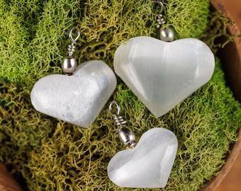 SELENITE Crystal Heart Pendant - Crystal Pendant, Handmade Jewelry, Healing Crystals and Stones, E2024