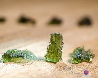 MOLDAVITE - Besednice, Spiky - Raw Moldavite Crystal, Genuine Moldavite Stone,  E1848