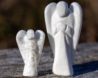 White SCOLECITE Crystal Angel - Guardian Angel Figurines, Home Decor, Healing Crystals and Stones, E2078